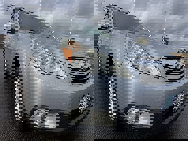 Used 2012 Subaru Outback 2.5i Premium image 7