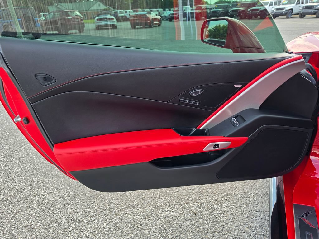 Used 2019 Chevrolet Corvette Stingray Coupe w/ 2LT Preferred Equipment Group RWD image 15
