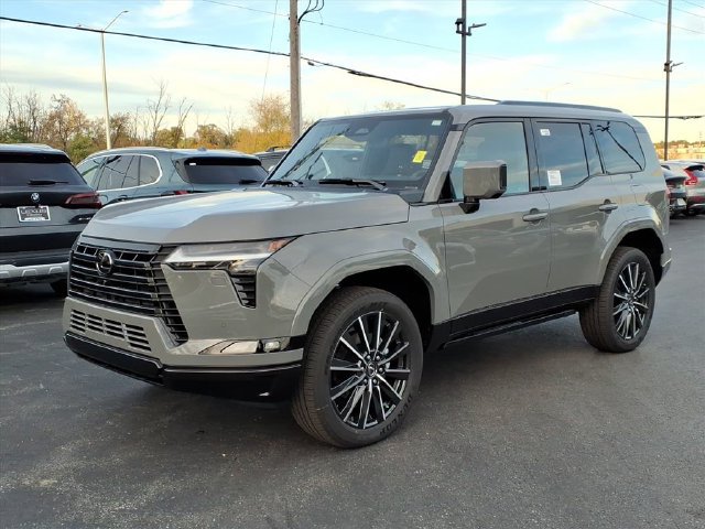 New 2026 Lexus GX 550 w/ Cold Area Package AWD/4WD image 3