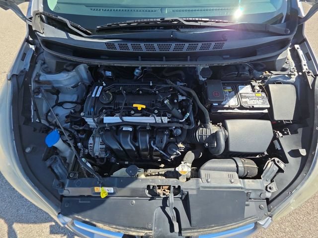 Used 2015 Hyundai Elantra SE w/ Option Group 03 FWD image 31