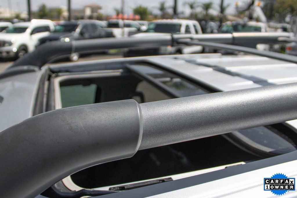 Used 2021 Nissan Frontier PRO-4X w/ Pro-4x Utility Package image 6
