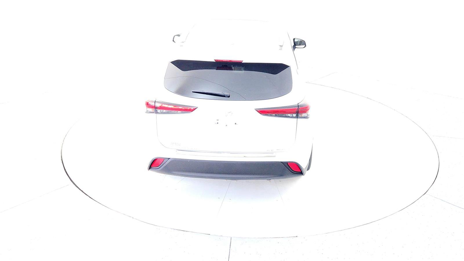 Certified 2022 Toyota Highlander XLE image 17