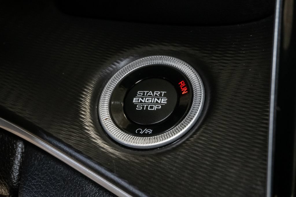 Certified 2023 Jeep Grand Cherokee L Laredo AWD/4WD image 16