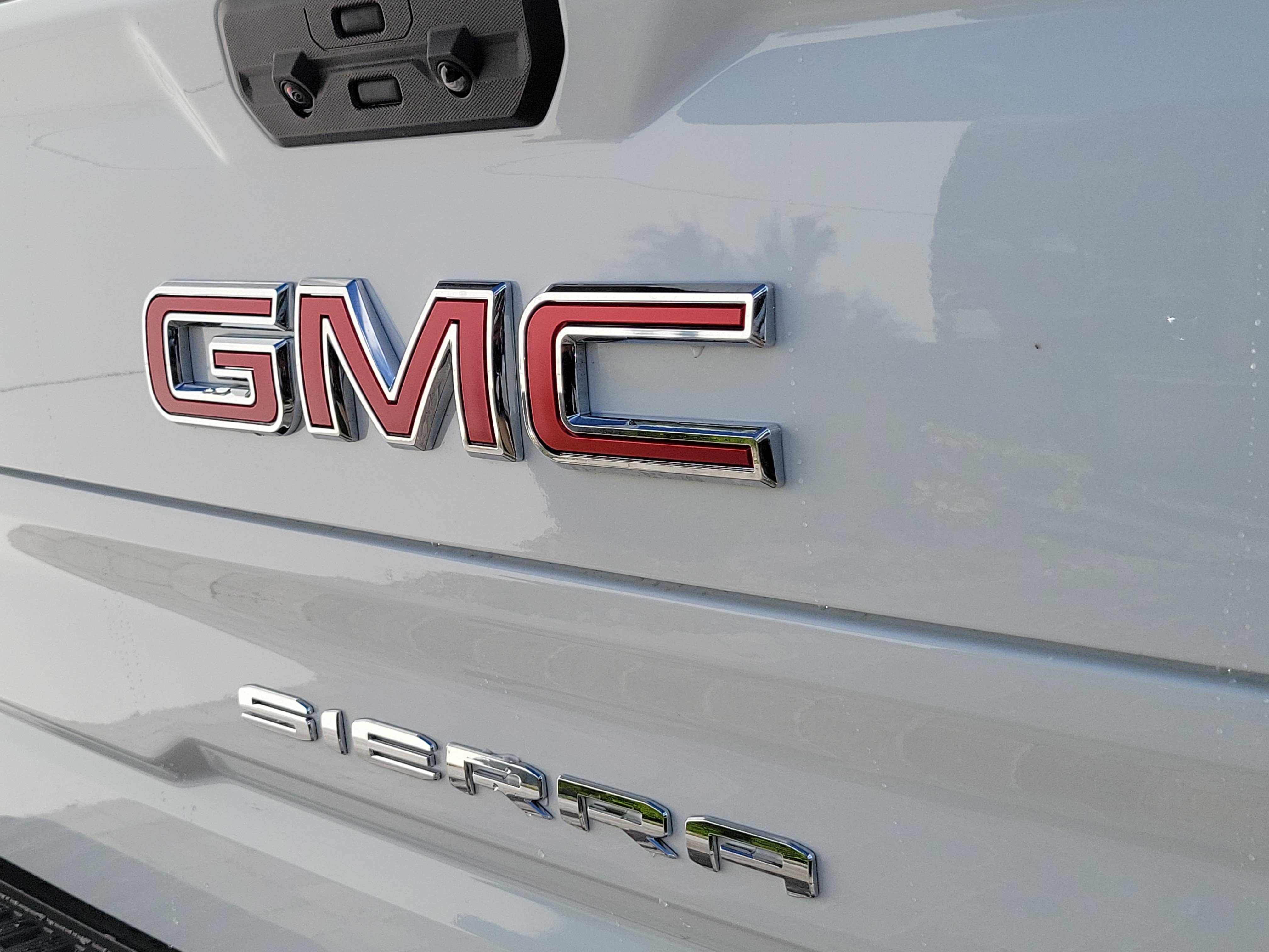 New 2026 GMC Sierra 1500 Elevation w/ Elevation Premium Package AWD/4WD image 8