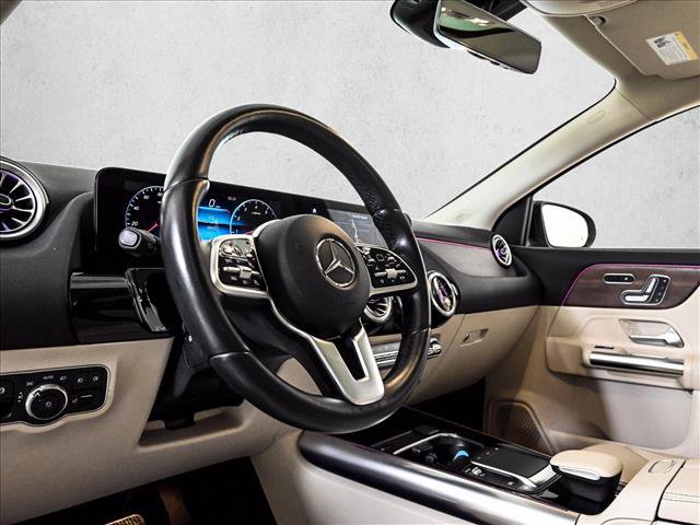 Used 2022 Mercedes-Benz GLA 250 4MATIC image 10