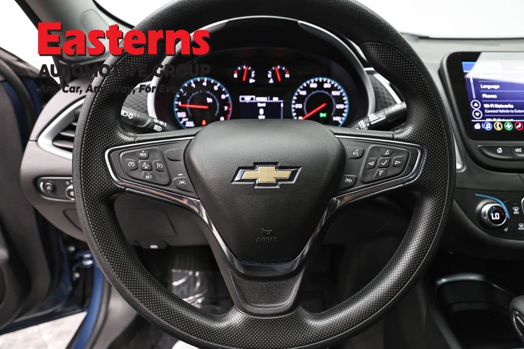 Used 2024 Chevrolet Malibu LT FWD image 10