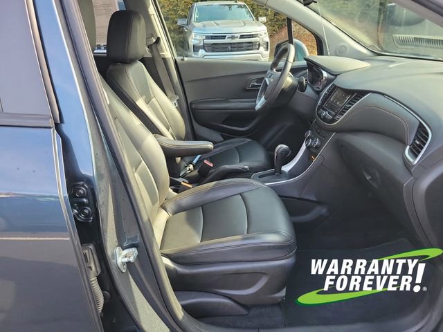 Used 2022 Chevrolet Trax LT w/ Premium Seat Package image 14