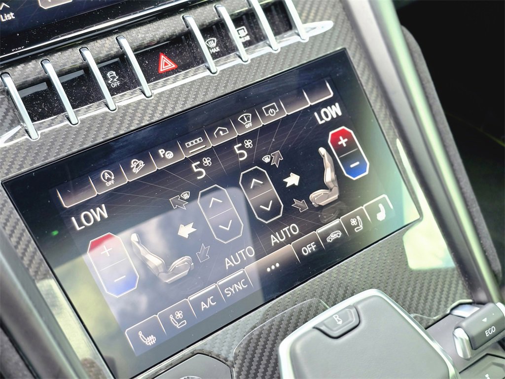 Used 2024 Lamborghini Urus Performante image 31