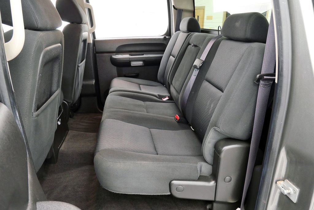 Used 2013 Chevrolet Silverado 2500 LT w/ Interior Plus Package image 21