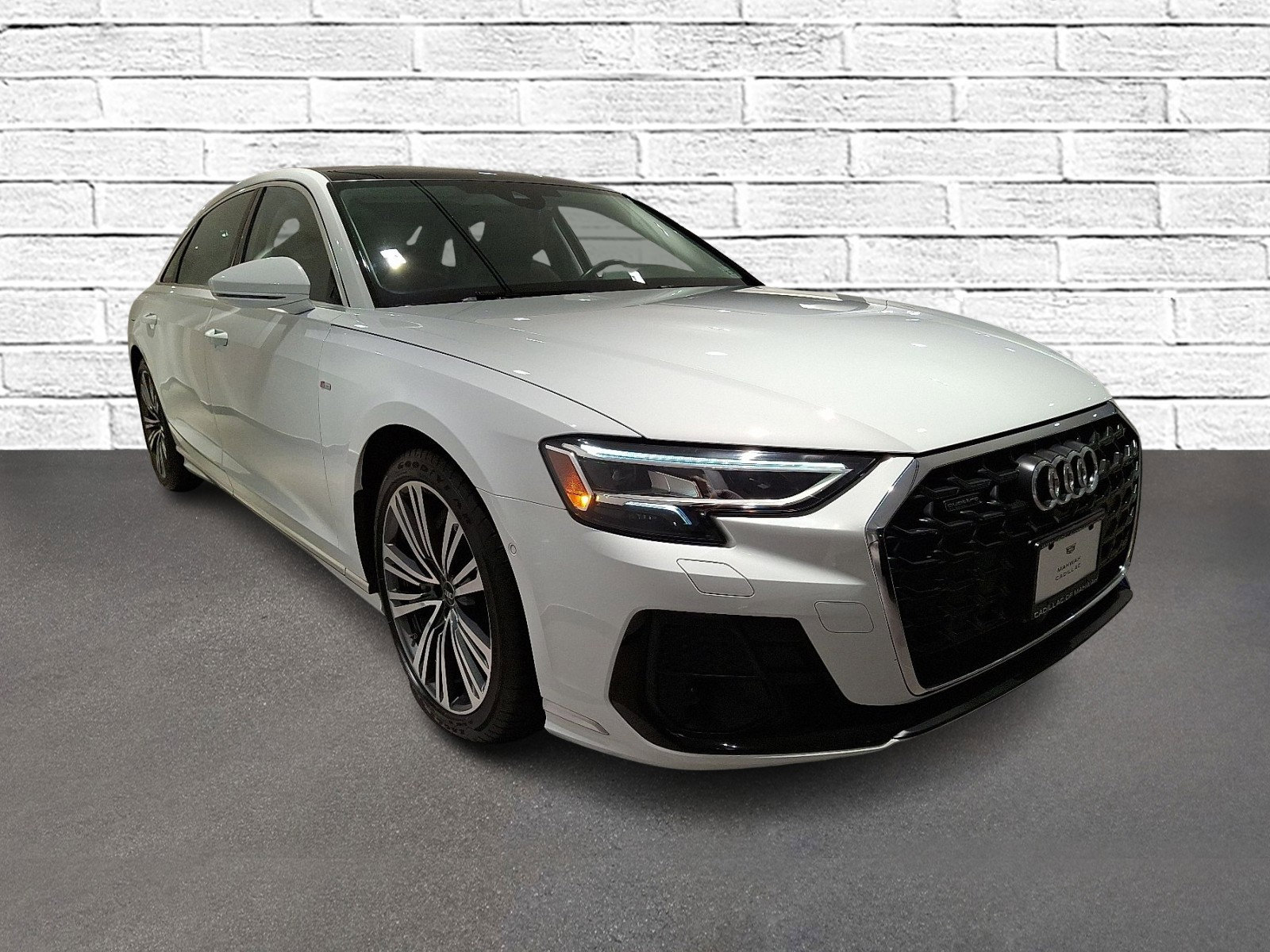 Used 2022 Audi A8 L 3.0T w/ Executive Package image 2