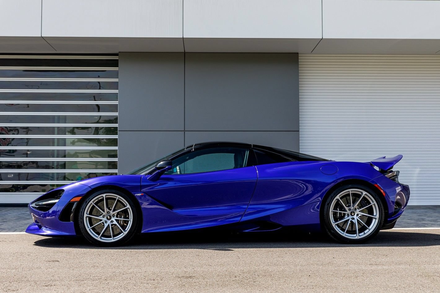 New 2026 McLaren 750S Spider RWD image 14