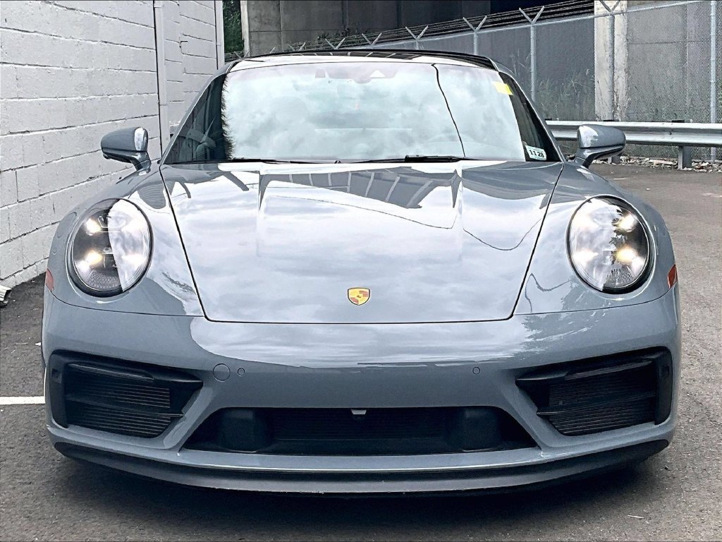 Used 2024 Porsche 911 Carrera GTS RWD image 8