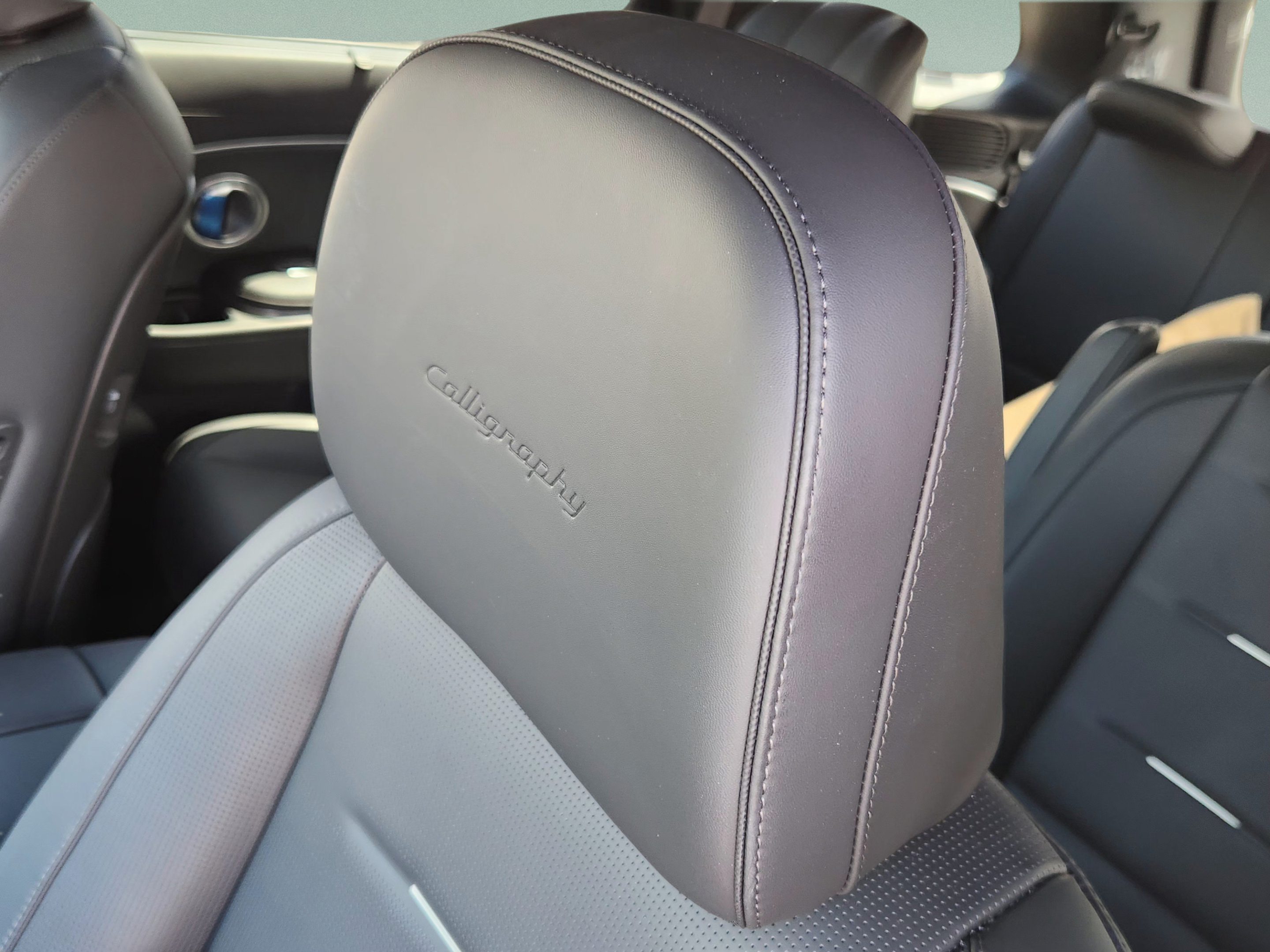 New 2026 Hyundai Palisade Calligraphy AWD/4WD image 10