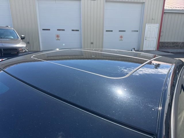 Used 2011 Cadillac CTS Premium image 9