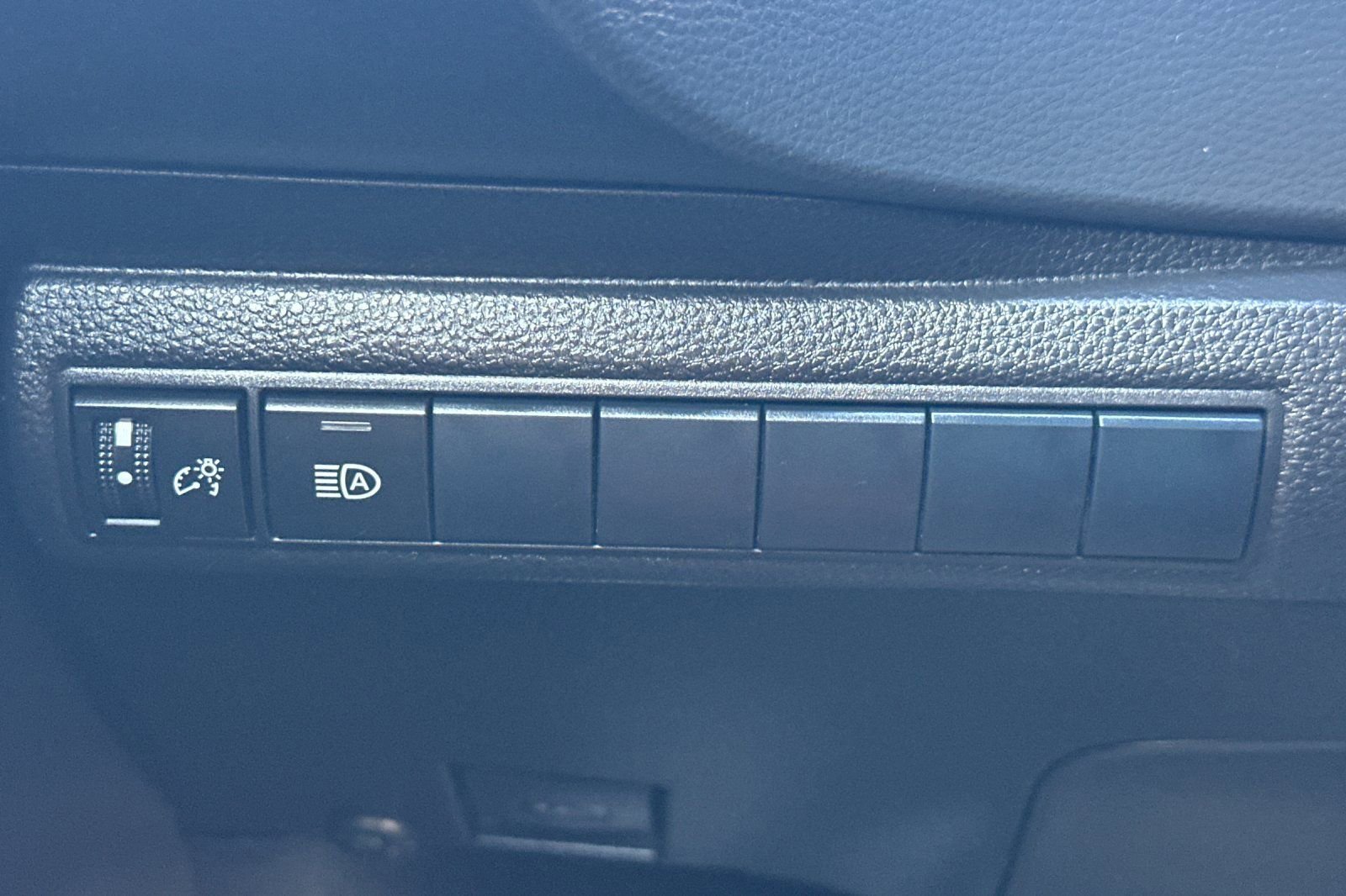 Certified 2019 Toyota Corolla XSE FWD image 43