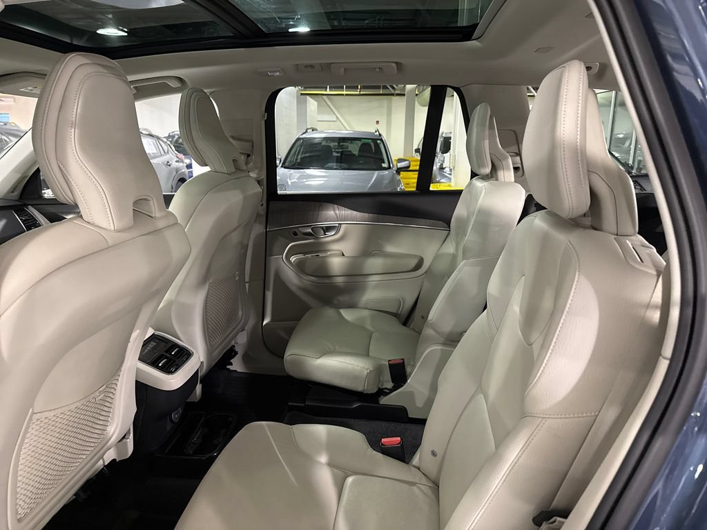 Certified 2023 Volvo XC90 B6 Plus w/ Protection Package Premier AWD/4WD image 22