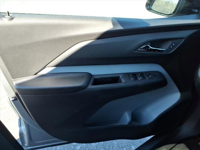 New 2027 Chevrolet Bolt LT w/ Comfort Package FWD image 11