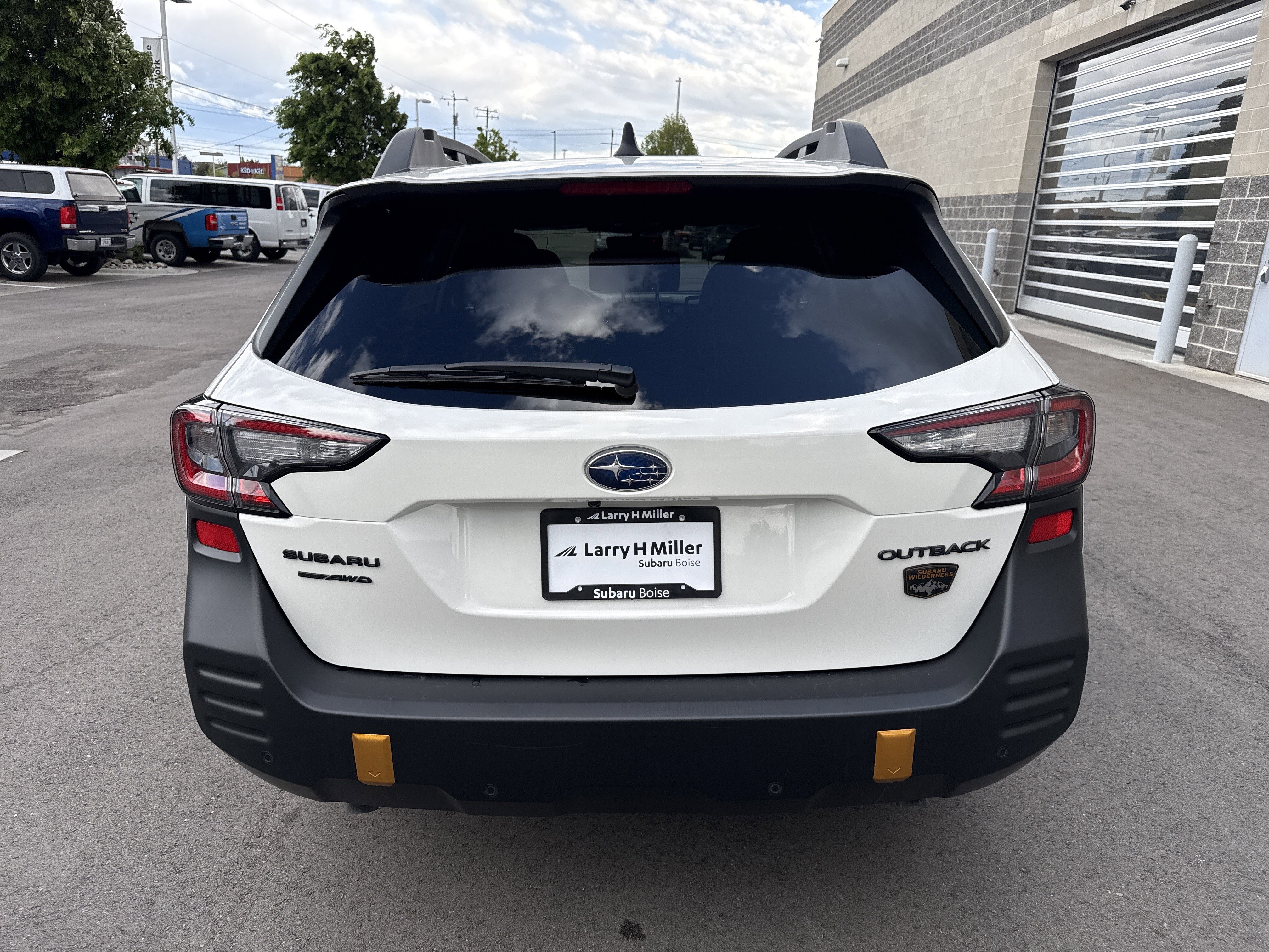 Certified 2025 Subaru Outback Wilderness AWD/4WD image 5