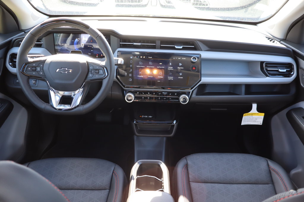 New 2027 Chevrolet Bolt RS w/ Super Cruise Package FWD image 20