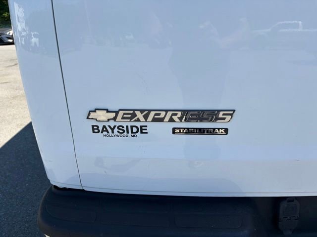 Used 2016 Chevrolet Express 3500 LT w/ LT Preferred Equipment Group RWD image 32