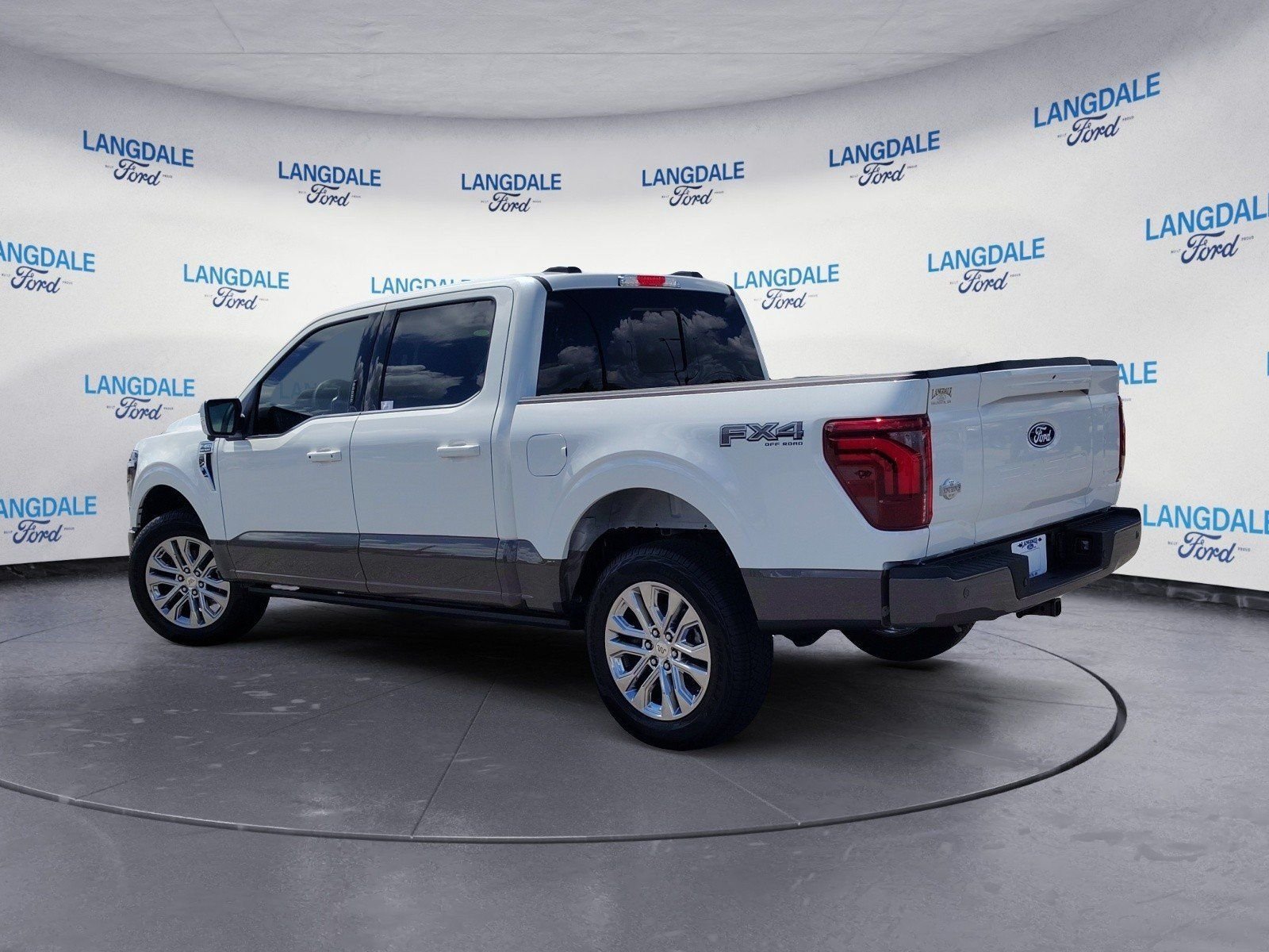 New 2026 Ford F150 King Ranch w/ Equipment Group 601A High AWD/4WD image 9