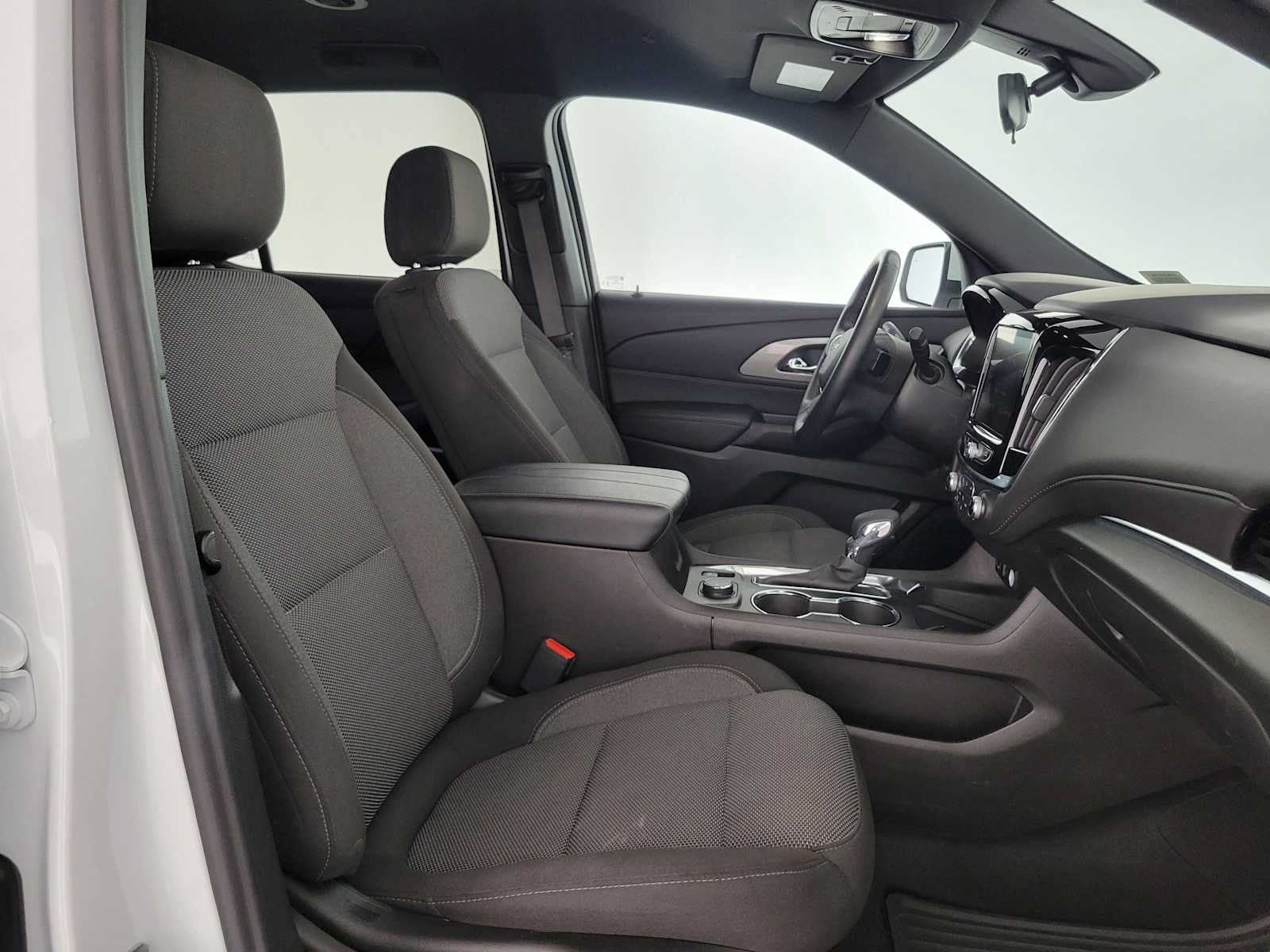 Used 2023 Chevrolet Traverse LT FWD image 10