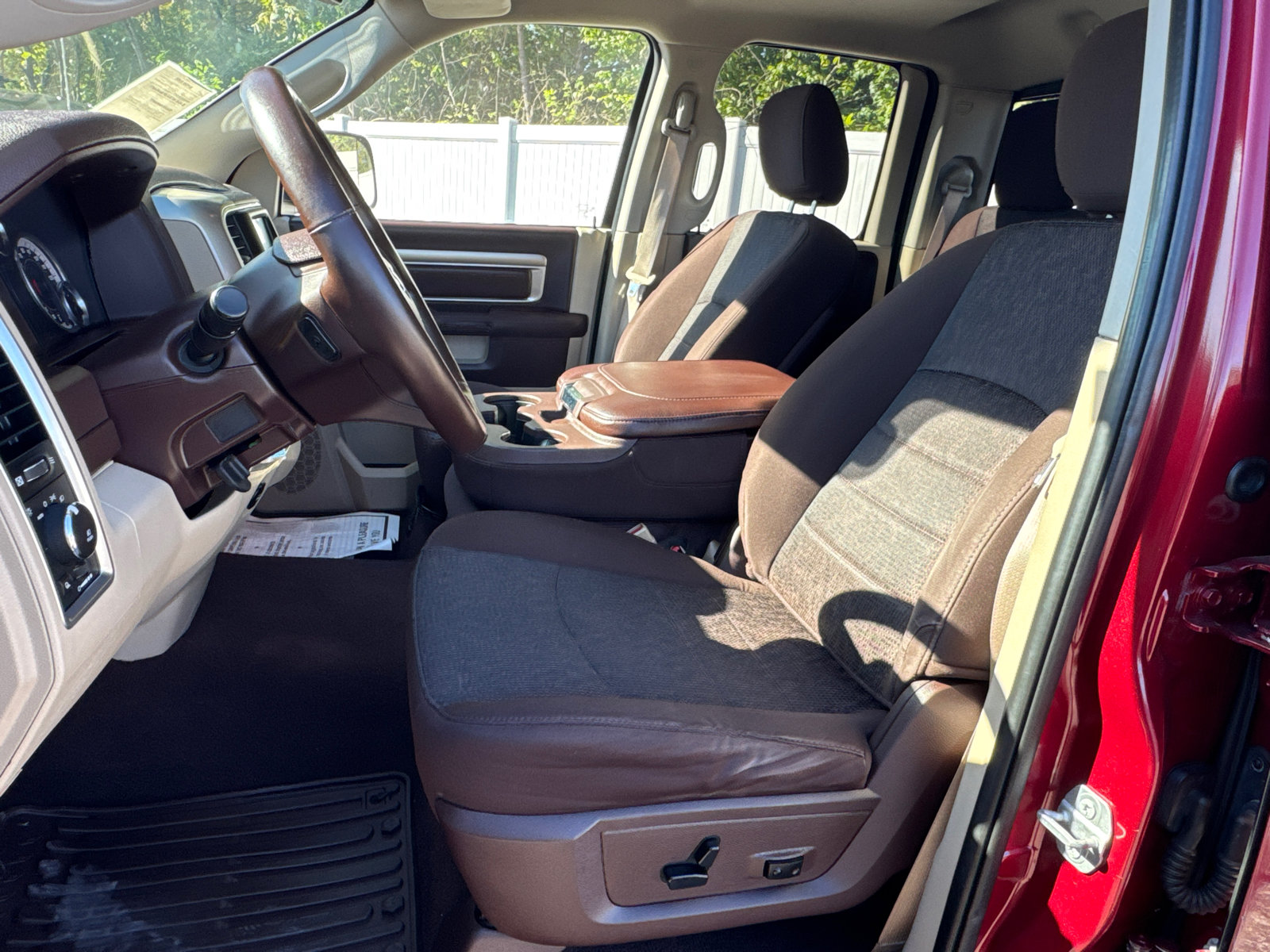 Used 2015 RAM 1500 Outdoorsman AWD/4WD image 8