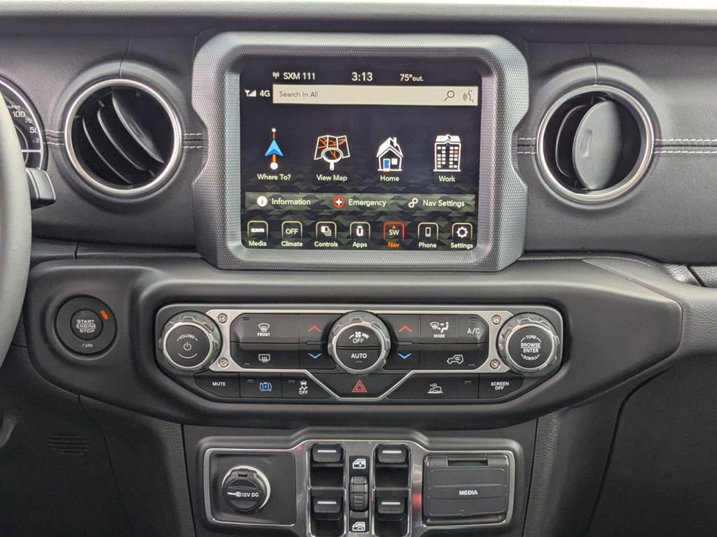 Used 2023 Jeep Wrangler Unlimited Sahara AWD/4WD image 18
