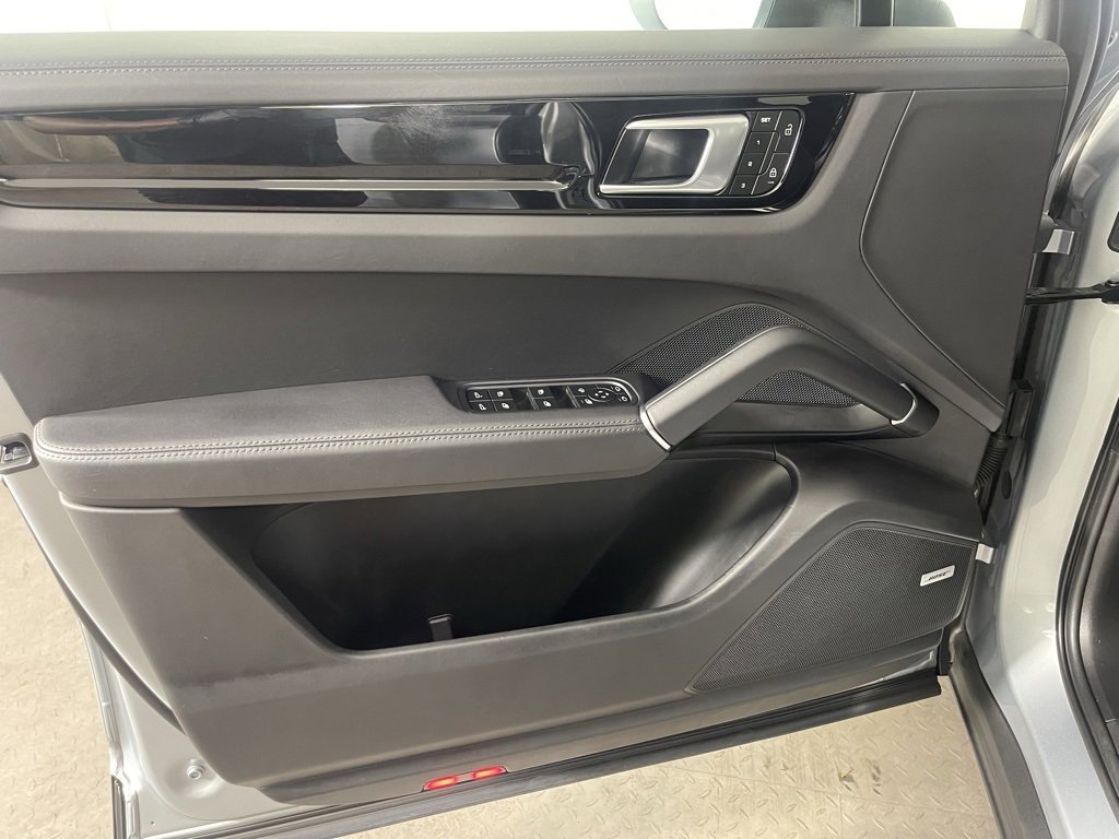 Certified 2023 Porsche Cayenne S image 27
