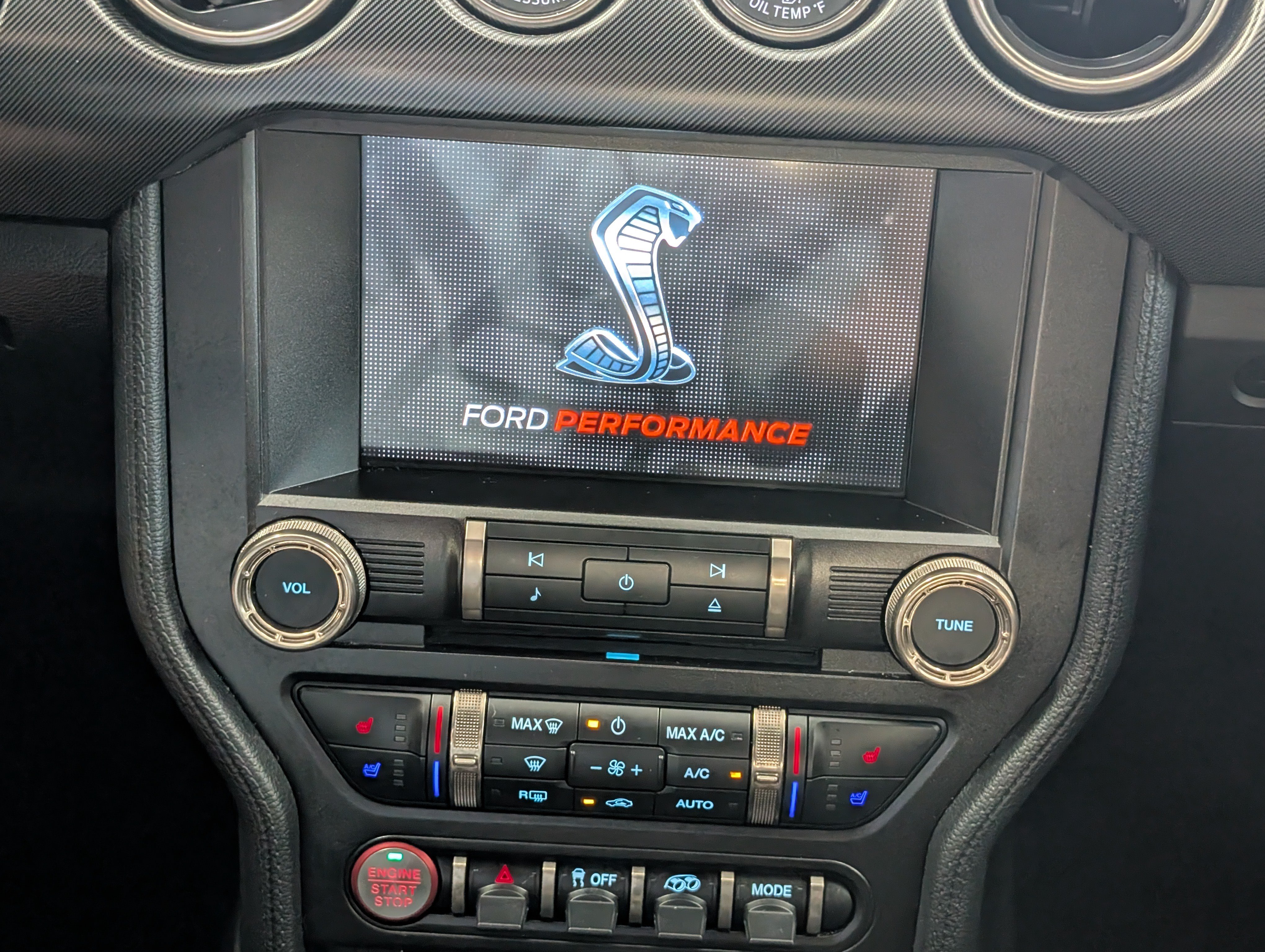 Certified 2021 Ford Mustang Shelby GT500 w/ Technology Package RWD image 21
