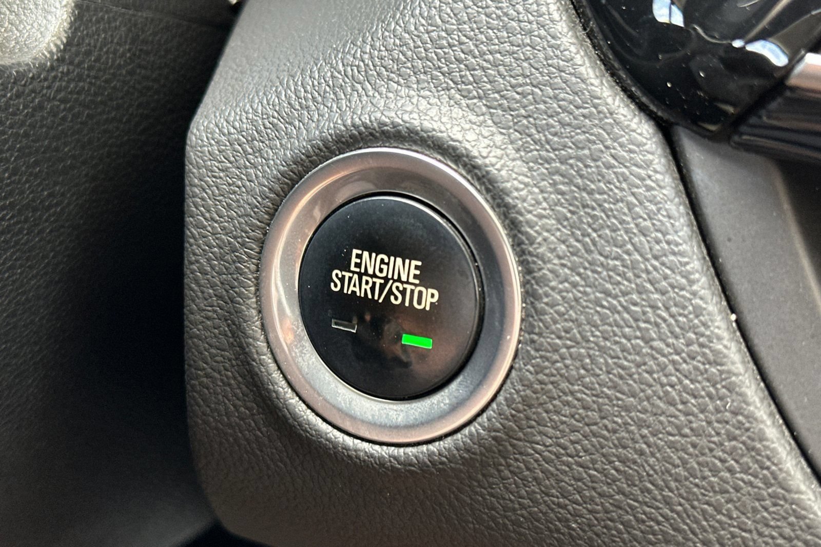 Certified 2017 Buick Envision Preferred FWD image 23