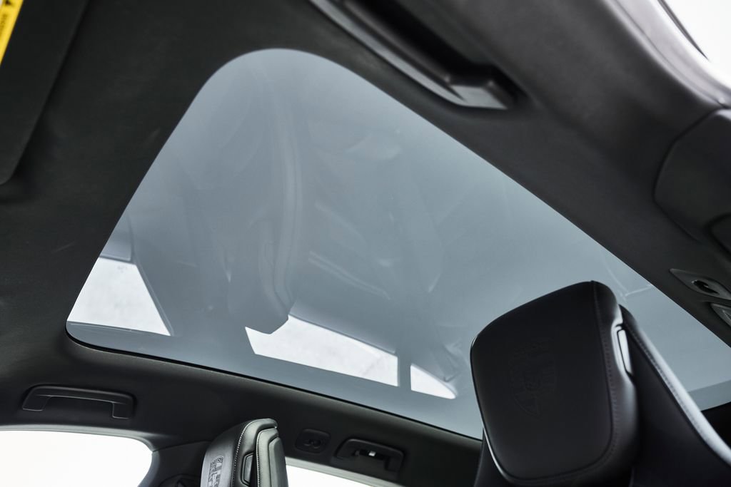 Used 2022 Porsche Taycan 4 Cross Turismo image 48