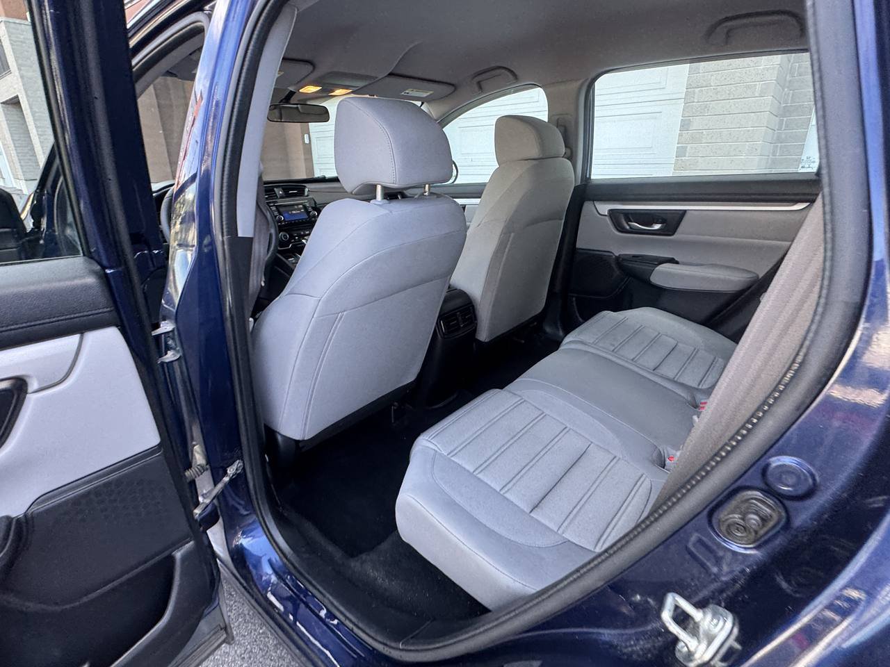 Used 2017 Honda CR-V LX image 24