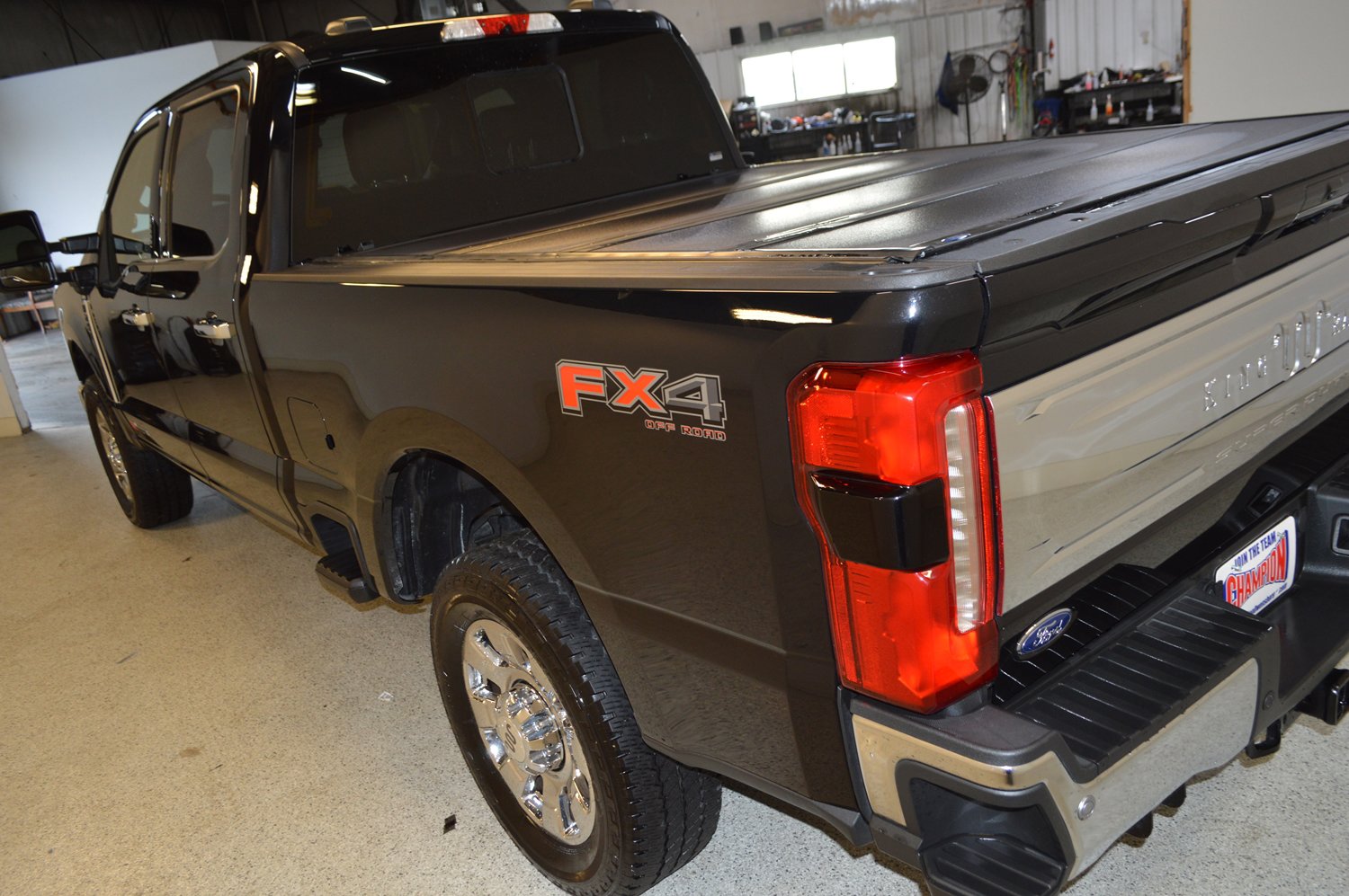 Used 2024 Ford F250 King Ranch w/ Chrome Package image 5