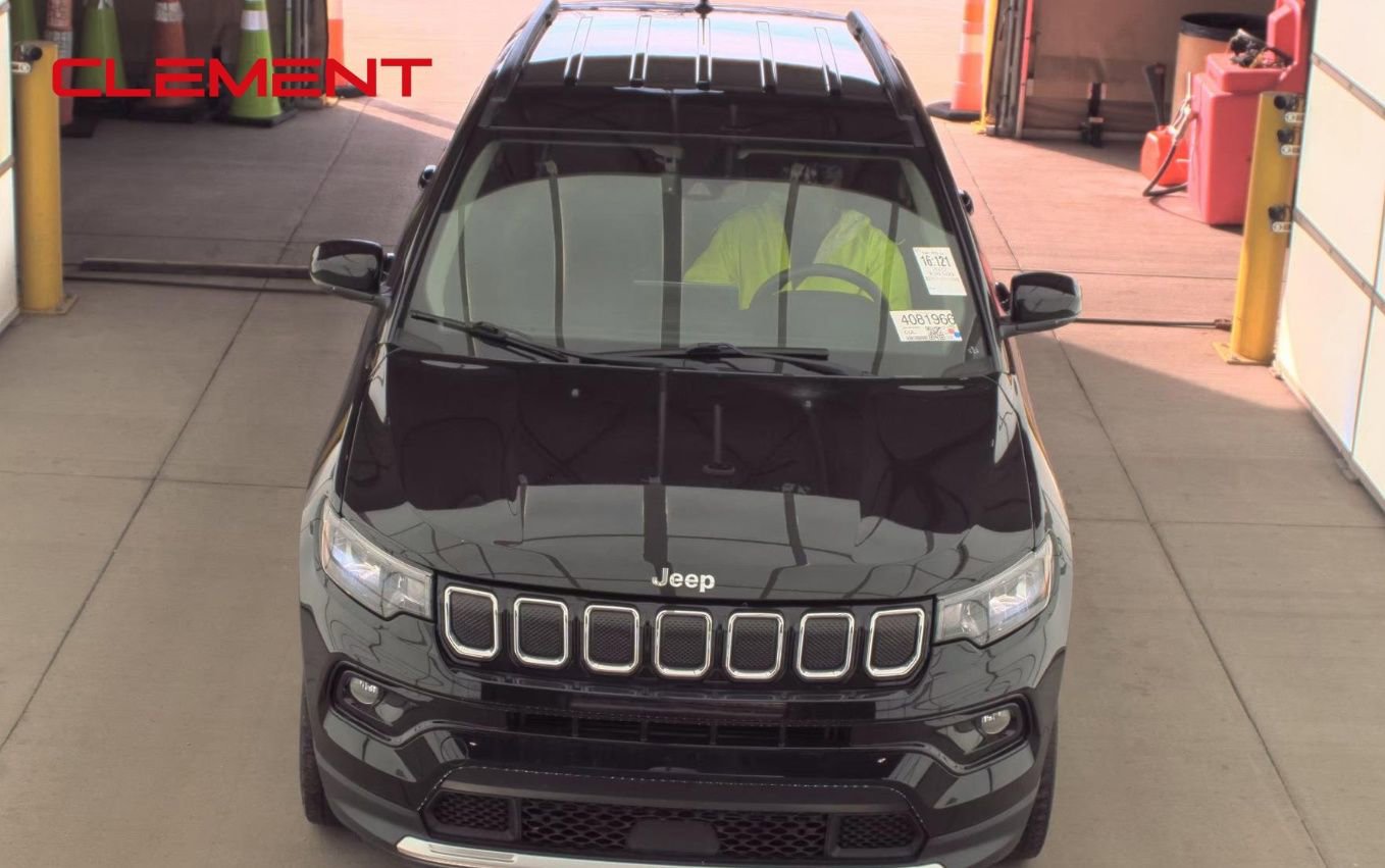 Used 2022 Jeep Compass Limited image 2