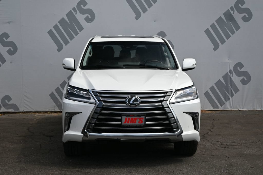 Used 2017 Lexus LX 570 4WD w/ Luxury Package image 2