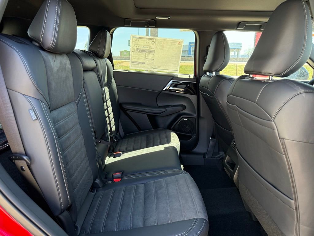 New 2026 Mitsubishi Outlander Ralliart image 15