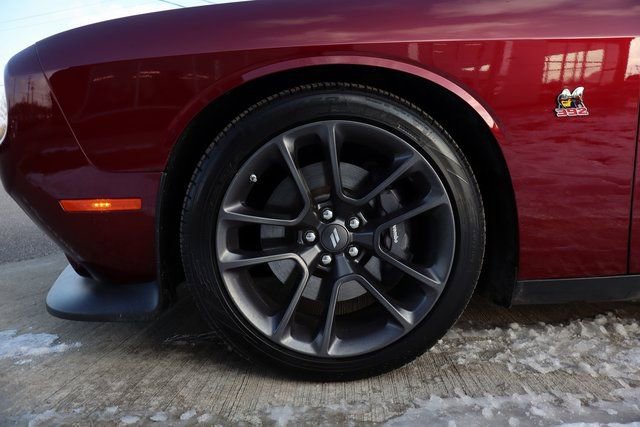 Used 2022 Dodge Challenger R/T Scat Pack w/ Driver Convenience Group RWD image 26