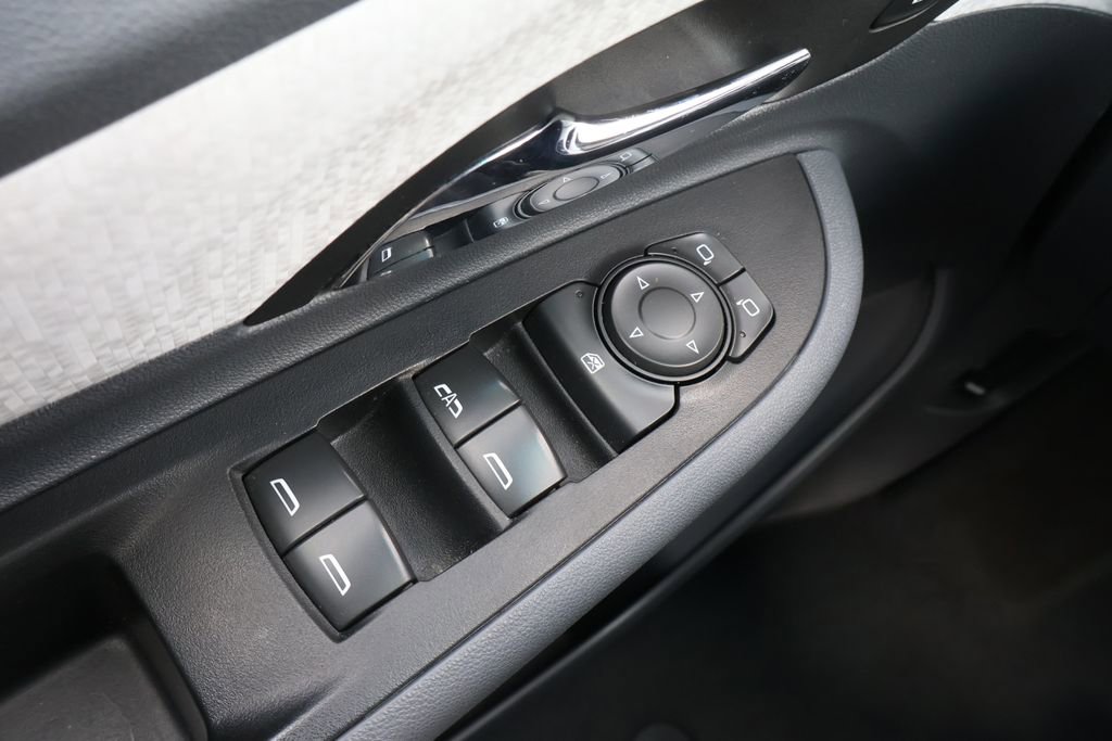 Used 2021 Chevrolet Bolt LT image 33