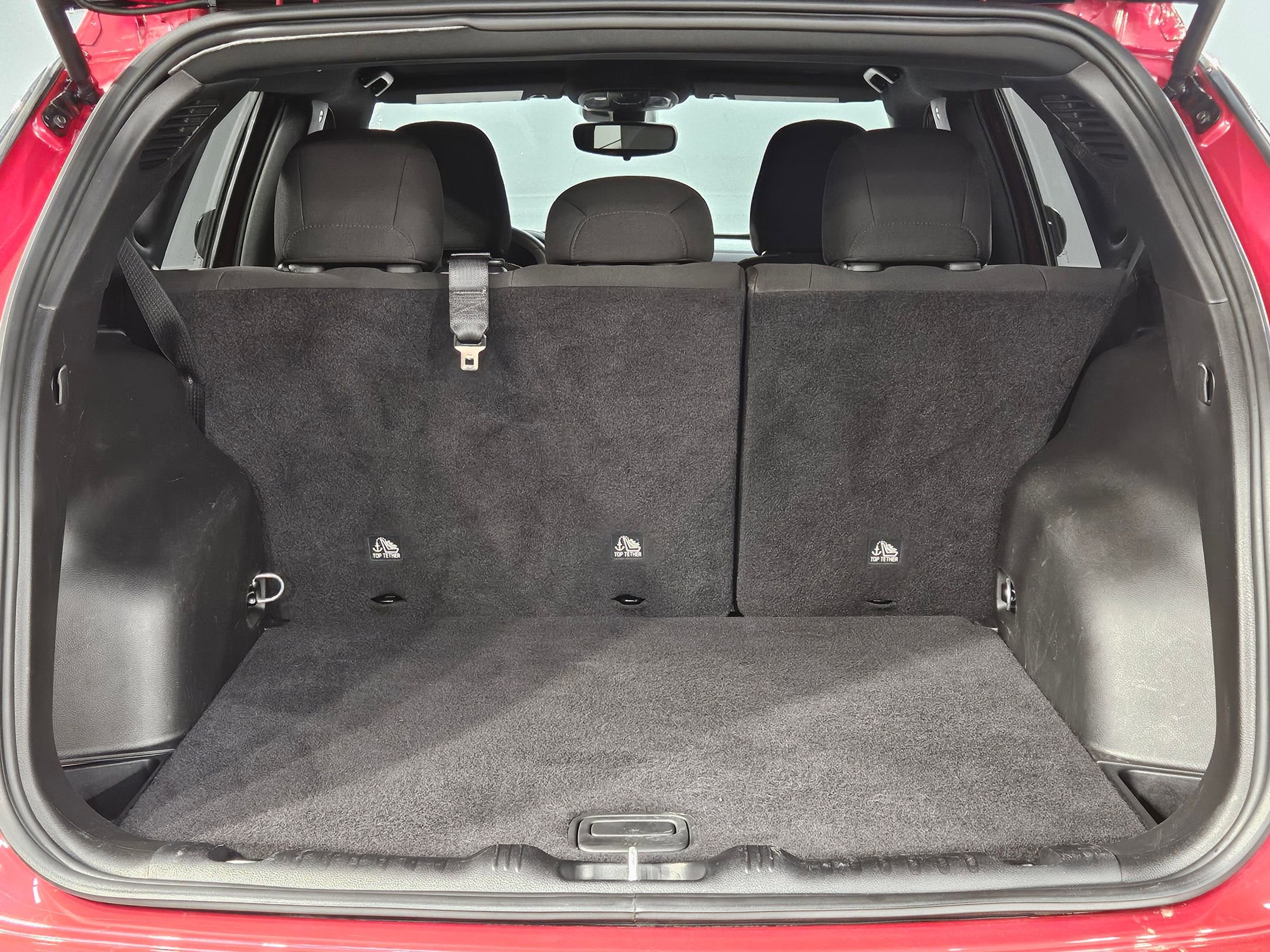 Used 2025 Jeep Compass Sport image 18