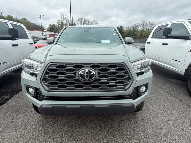 Certified 2023 Toyota Tacoma TRD Off-Road image 2
