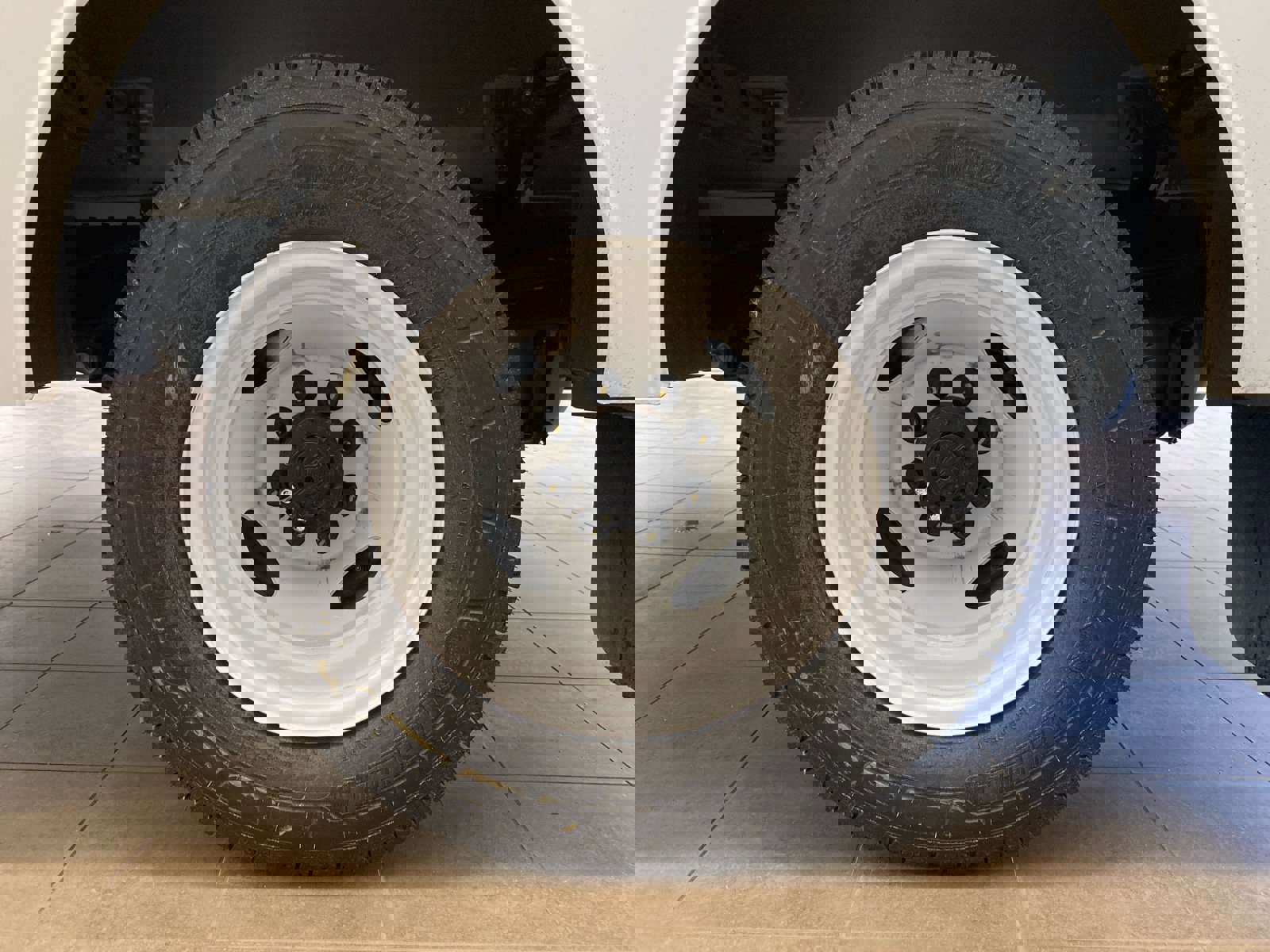 New 2027 Ford E-350 and Econoline 350 Super Duty w/ Power Equipment Group image 17