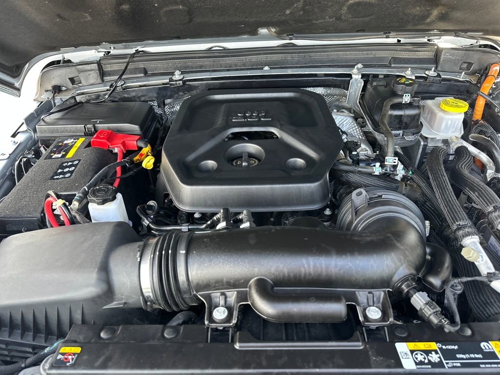 Used 2024 Jeep Wrangler Unlimited Rubicon 4xe image 28