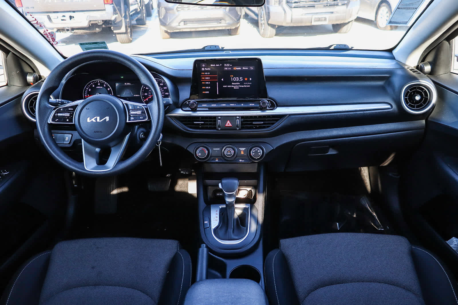 Used 2023 Kia Forte LXS w/ LXS Technology Package image 12