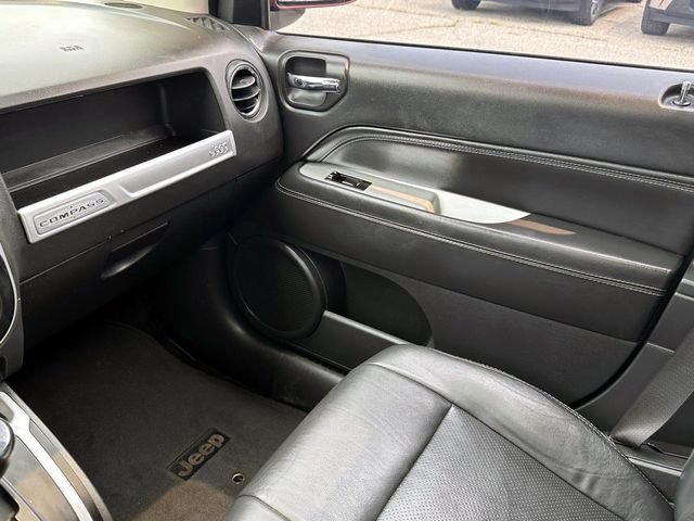 Used 2015 Jeep Compass High Altitude FWD image 27