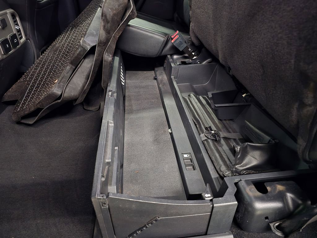 Used 2020 Ford F250 Lariat w/ FX4 Off-Road Package AWD/4WD image 38