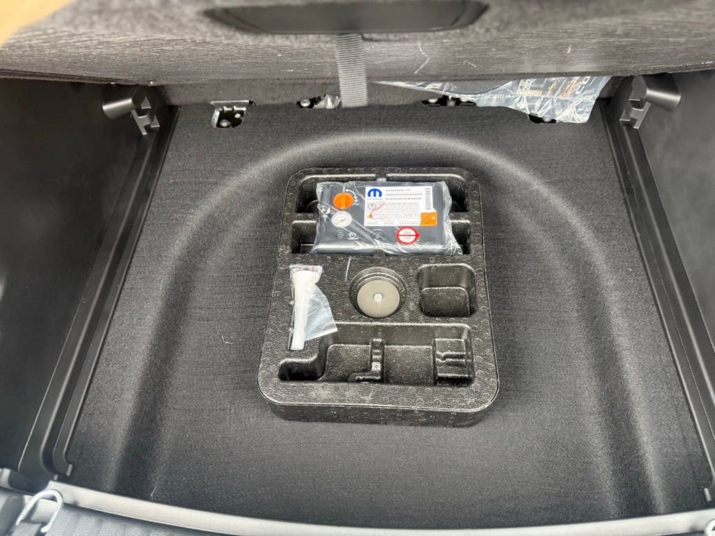 New 2026 Jeep Compass Limited image 42