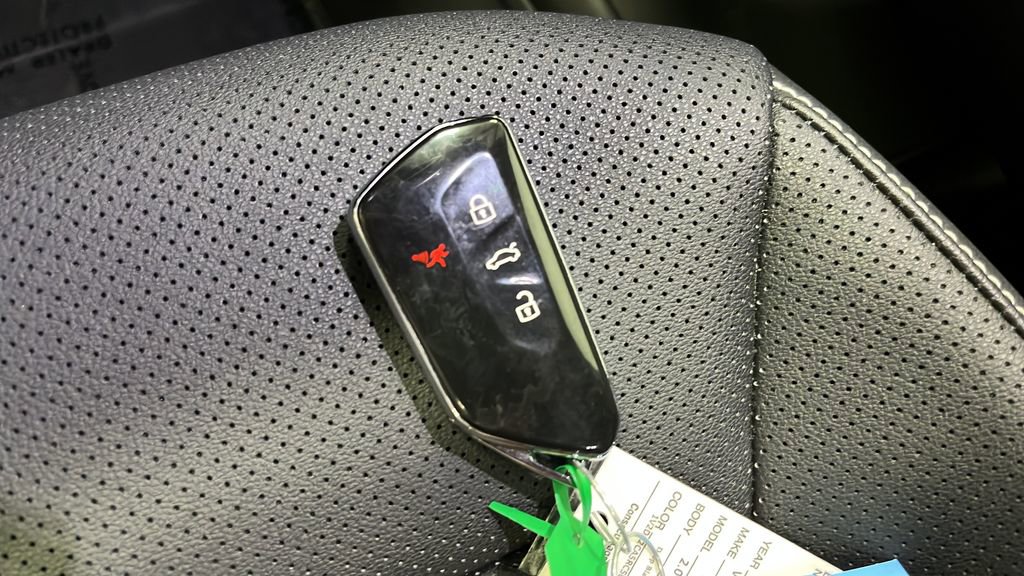Used 2024 Volkswagen Atlas SE FWD image 20