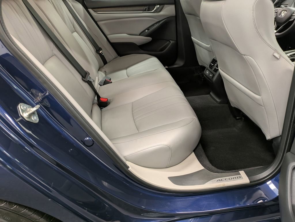 Used 2018 Honda Accord Touring image 26