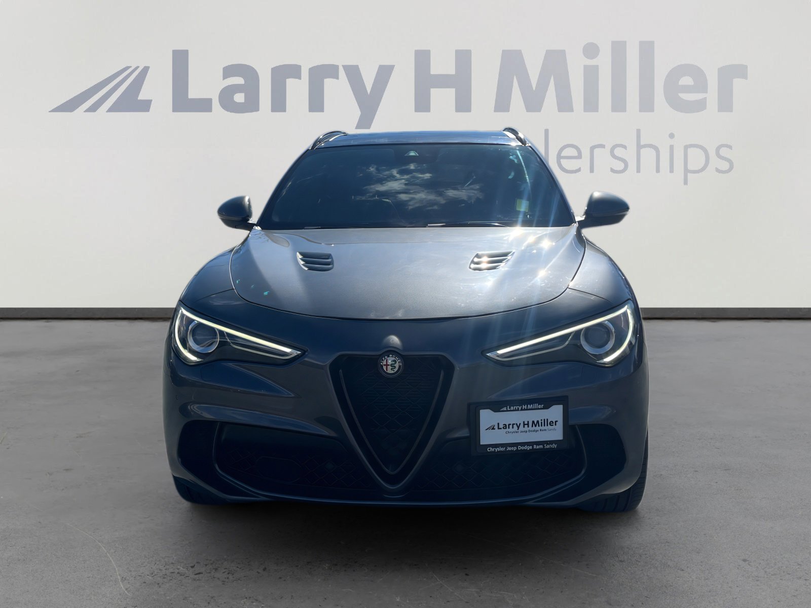 Used 2019 Alfa Romeo Stelvio Quadrifoglio w/ Driver Assist Dynamic Package image 8